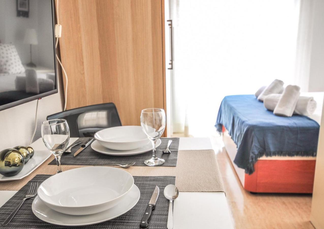 Holidays2Malaga Refino Studio High Speed Wifi Apartment Bagian luar foto